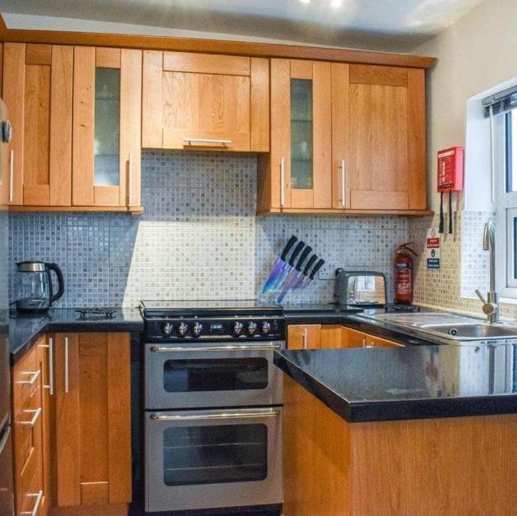 Holiday home Periwinkle Cottage,